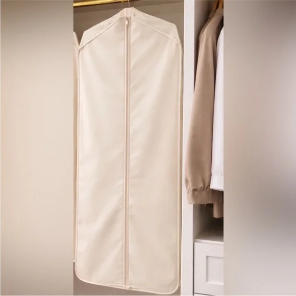 Louis Vuitton Travel Garment Cover - Picture 2 of 5